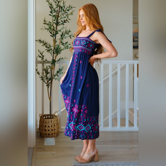 NWT Savanna Jane Midnight Magic Embroidered Maxi Dress - Picture 3 of 16